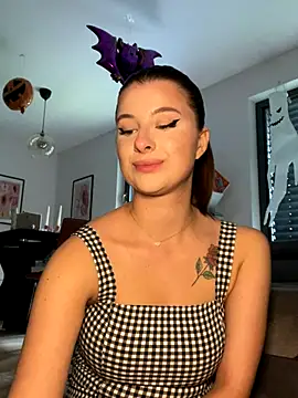 Mia-Minou online show from 10-02-25, 01:47