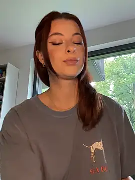 Mia-Minou online show from 08-01-26, 10:13