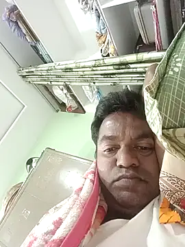 PVNRAO0831 online show from 11-12-25, 04:33