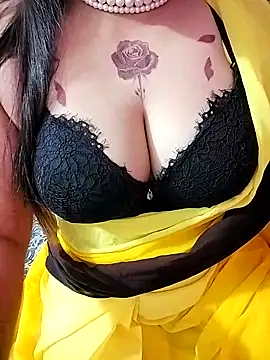 Snapshot of SHUBHI880 chatting on 09-10-25, 05:34 SHUBHI880 online show from 09-10-25, 05:34