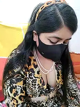 Snapshot of SHUBHI880 chatting on 03-03-25, 05:31 SHUBHI880 online show from 03-03-25, 05:31