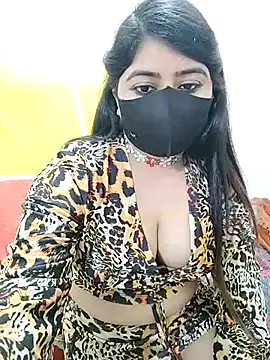 Snapshot of SHUBHI880 chatting on 02-25-25, 09:26 SHUBHI880 online show from 02-25-25, 09:26