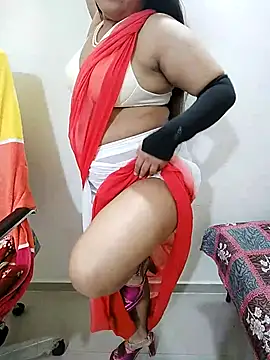 Snapshot of SHUBHI880 chatting on 03-08-25, 11:28 SHUBHI880 online show from 03-08-25, 11:28