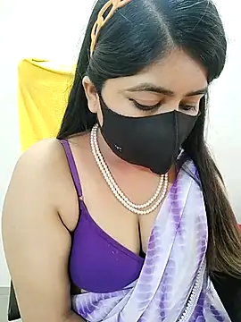 Snapshot of SHUBHI880 chatting on 03-10-25, 11:55 SHUBHI880 online show from 03-10-25, 11:55