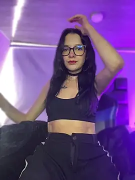 Snapshot of Isabella_21x chatting on 06-11-26, 01:19 Isabella 21x online show from 06-11-26, 01:19