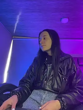 Isabella 21x online show from 04-14-26, 01:05