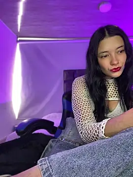 Isabella 21x online show from 05-21-26, 12:57
