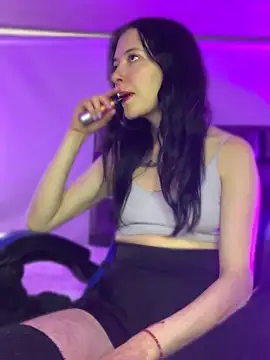 Isabella 21x online show from 05-06-26, 01:15