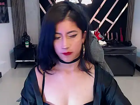 Snapshot of artemisa_ch1 chatting on 10-14-25, 04:13 artemisa ch1 online show from 10-14-25, 04:13