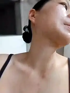 Aninyin22 online show from 05-27-26, 01:57