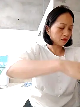 Aninyin22 online show from 11-11-25, 07:03