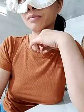 Aninyin22 online show from 04-21-26, 02:51