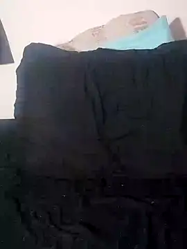 Snapshot of Malvado19cm chatting on 03-20-25, 04:31 Malvado19cm online show from 03-20-25, 04:31