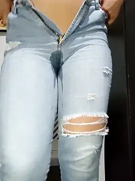 dulccemaria24 online show from 03-13-25, 06:34