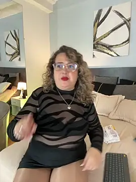 Snapshot of MartinaCaycedo chatting on 09-18-25, 11:24 MartinaCaycedo online show from 09-18-25, 11:24