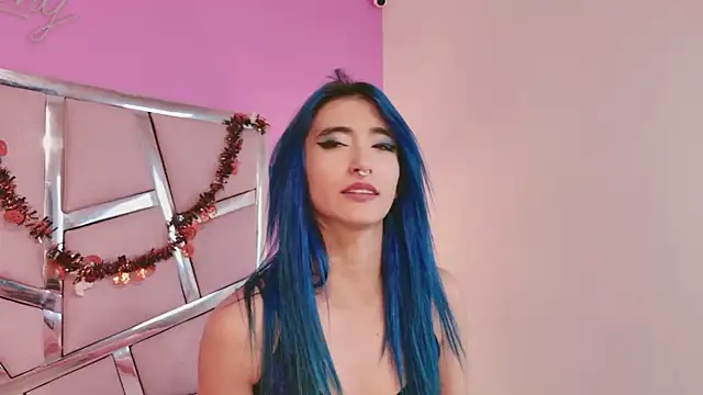 Snapshot of Lunapage chatting on 10-20-25, 08:31 Lunapage online show from 10-20-25, 08:31