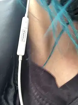 Snapshot of Lunapage chatting on 03-04-25, 01:06 Lunapage online show from 03-04-25, 01:06