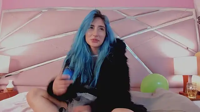 Snapshot of Lunapage chatting on 03-17-25, 07:26 Lunapage online show from 03-17-25, 07:26