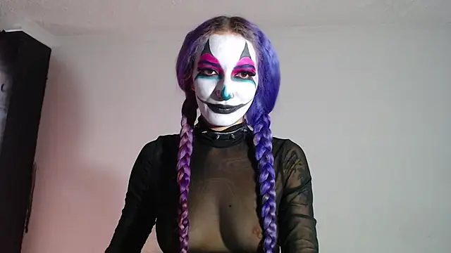 Eloise-brown online show from 11-09-25, 07:29