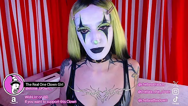 Snapshot of Eloise-brown chatting on 07-10-26, 04:18 Eloise-brown online show from 07-10-26, 04:18