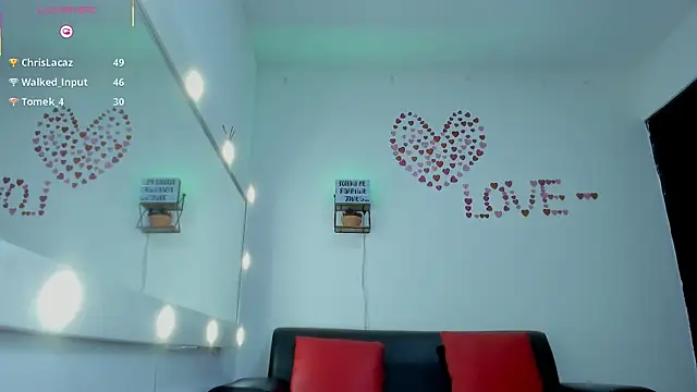 roxanne jones1 online show from 03-18-25, 10:37