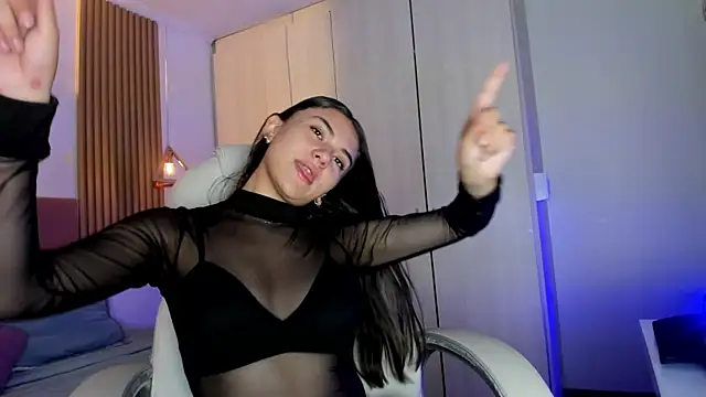 mia nevaeh online show from 06-24-26, 08:28