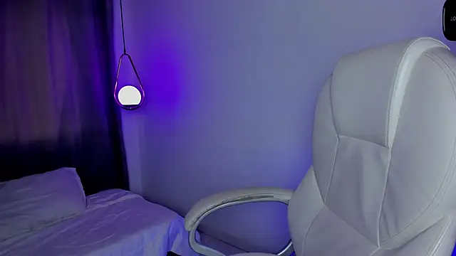 mia nevaeh online show from 02-07-26, 08:28