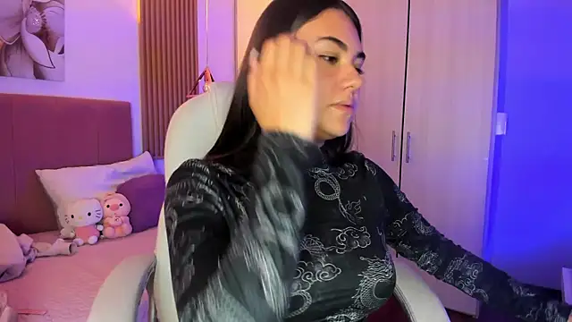 mia nevaeh online show from 11-10-25, 09:09