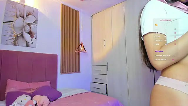 mia nevaeh online show from 09-26-25, 08:27