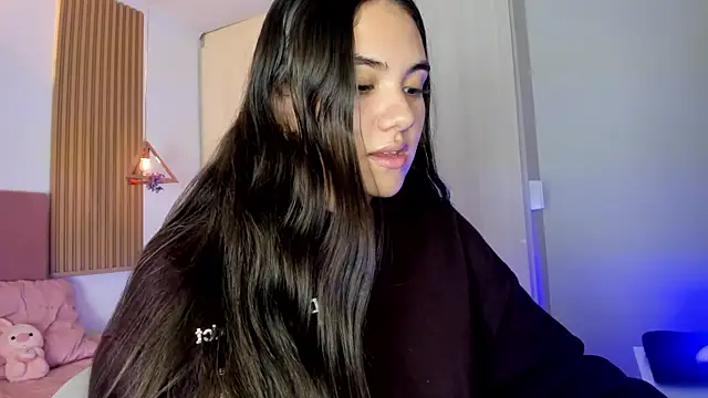 mia nevaeh online show from 07-10-26, 06:41