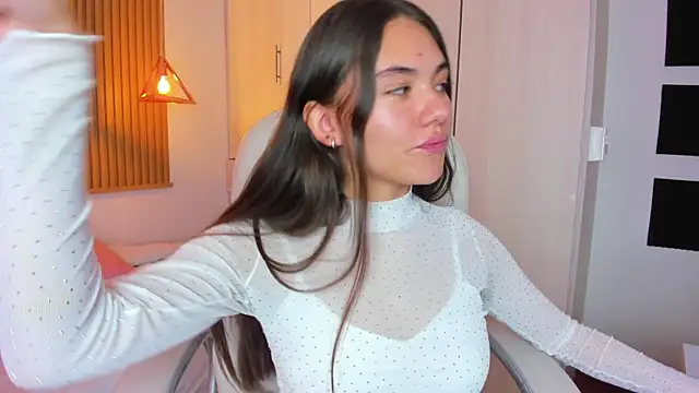 mia nevaeh online show from 03-15-25, 07:48