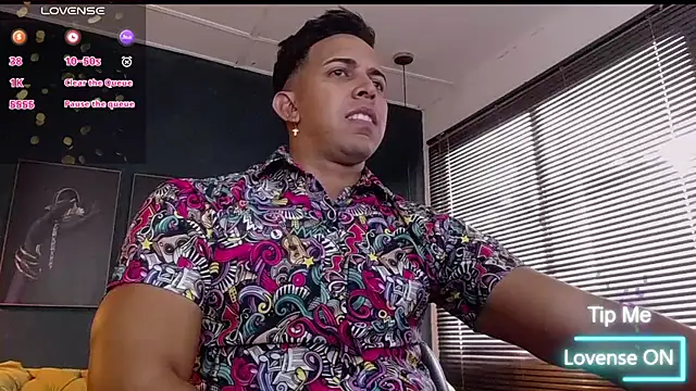 Snapshot of randy_paterman_ chatting on 02-12-26, 07:24 randy paterman online show from 02-12-26, 07:24