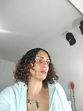 Corina hot online show from 03-21-25, 08:08