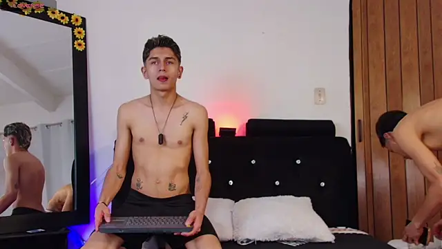 Snapshot of Jack_lover1724 chatting on 06-15-26, 03:07 Jack lover1724 online show from 06-15-26, 03:07