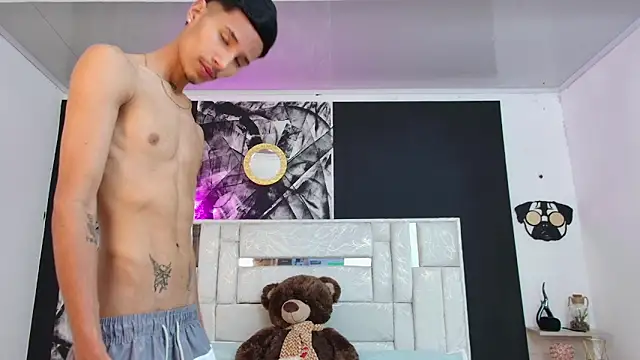 Snapshot of Jack_lover1724 chatting on 04-10-26, 02:51 Jack lover1724 online show from 04-10-26, 02:51