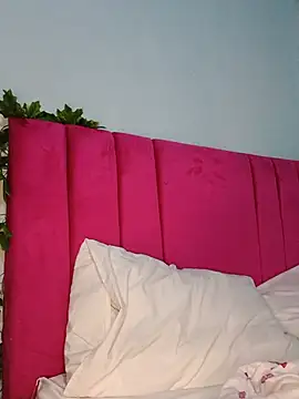 Miss Moriah online show from 07-18-26, 04:32