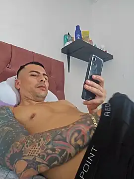 Vini 09 online show from 12-17-25, 05:40