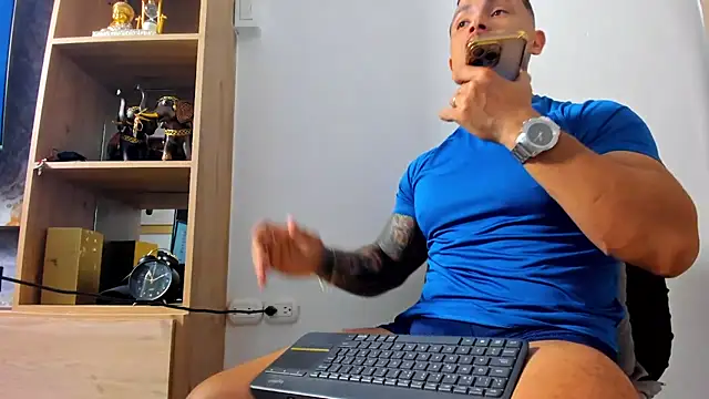 david rousse  online show from 09-10-25, 04:11