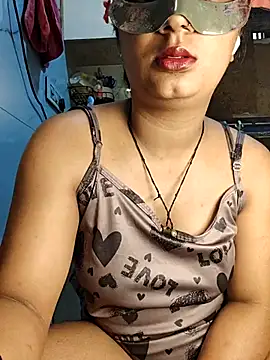 Manpreet kaur21 online show from 05-30-26, 12:33