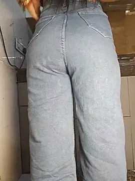 Manpreet kaur21 online show from 12-05-25, 06:23