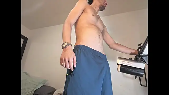 Snapshot of badanyboy chatting on 02-25-26, 03:45 badanyboy online show from 02-25-26, 03:45