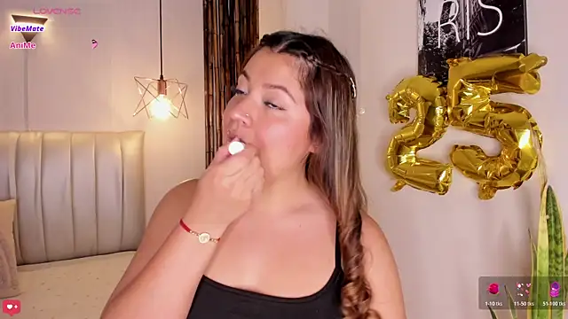 Zuzu sweet online show from 04-11-26, 07:17