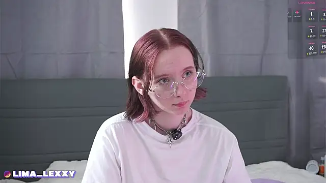 Snapshot of LimaLexxx chatting on 06-15-26, 12:22 LimaLexxx online show from 06-15-26, 12:22