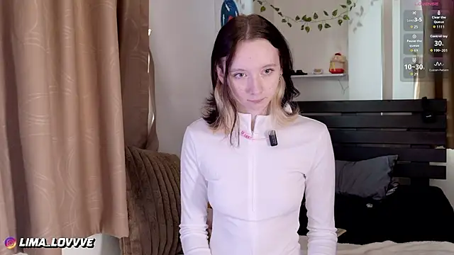 Snapshot of LimaLexxx chatting on 02-19-26, 02:30 LimaLexxx online show from 02-19-26, 02:30