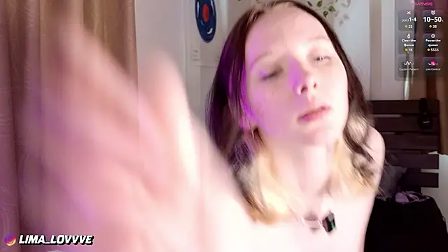 Snapshot of LimaLexxx chatting on 02-21-26, 01:18 LimaLexxx online show from 02-21-26, 01:18