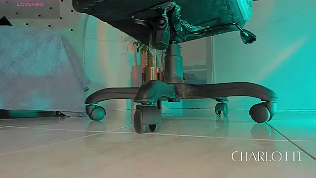 charlotte  grey online show from 01-07-26, 08:25