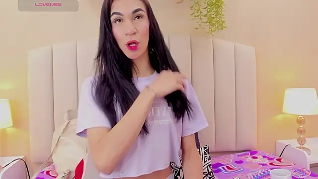 Snapshot of Mia_thompson_19 chatting on 01-31-26, 08:18 Mia thompson 19 online show from 01-31-26, 08:18