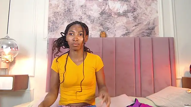Snapshot of SabrinaDevill chatting on 06-18-26, 01:05 SabrinaDevill online show from 06-18-26, 01:05