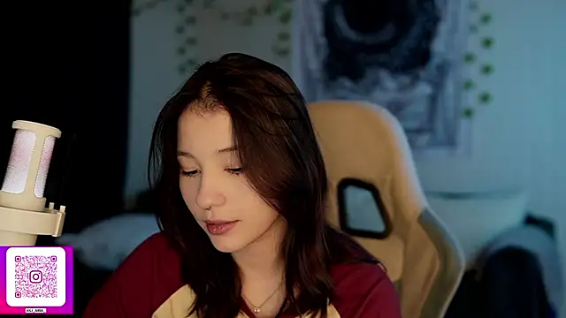 Snapshot of Traharaa chatting on 09-22-25, 04:13 Traharaa online show from 09-22-25, 04:13