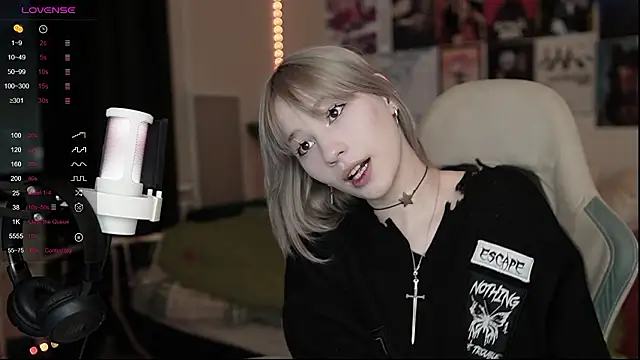 Snapshot of Traharaa chatting on 02-26-26, 02:39 Traharaa online show from 02-26-26, 02:39